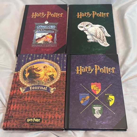 Wizarding World Of Harry Potter Other - Harry Potter Journals Vintage Lot 4 2000 2005 Hedwig Platform 9 3/4 House Crests